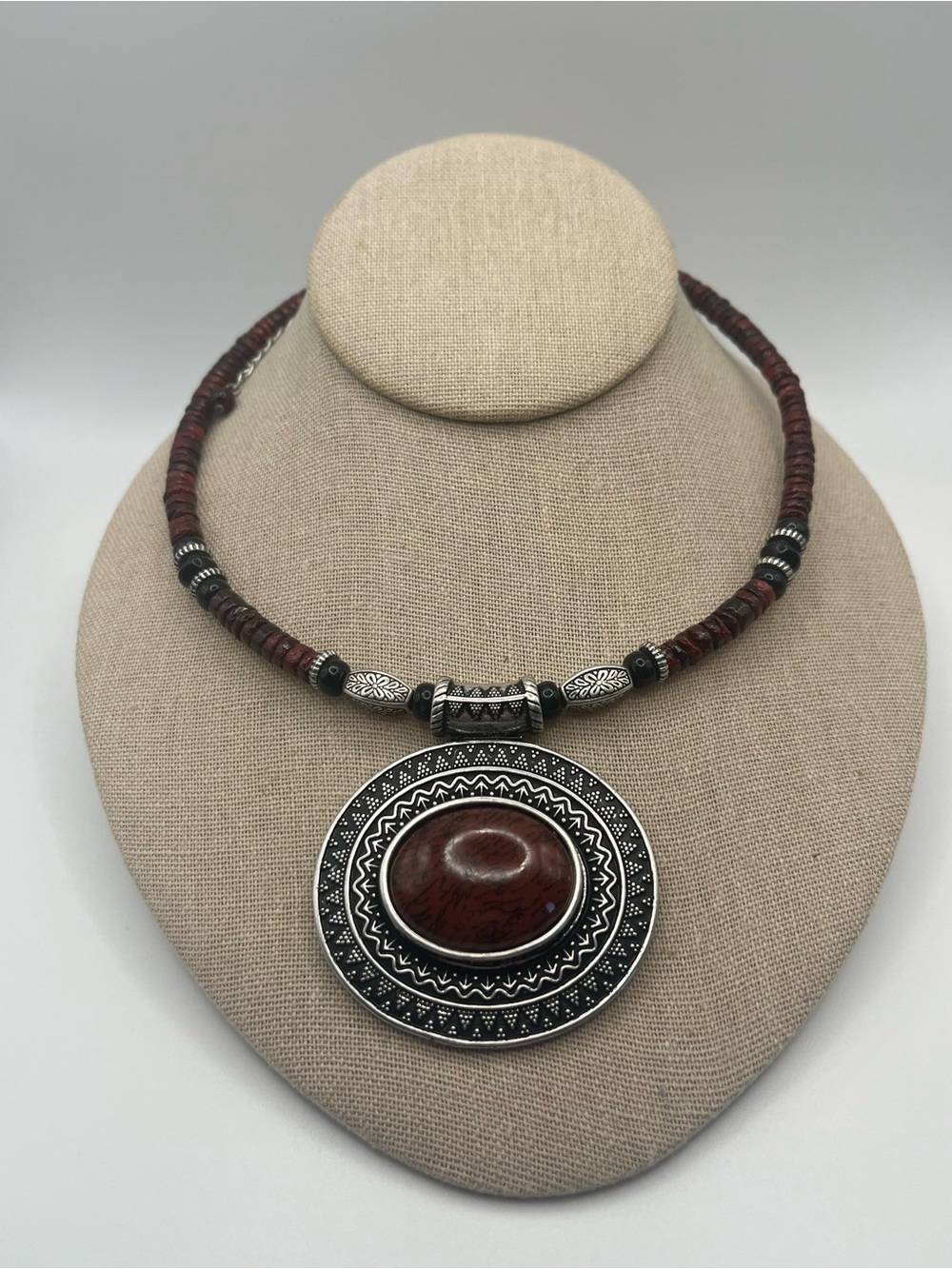 Burgundy Acrylic Bead Collar Necklace With Medallion Pendant